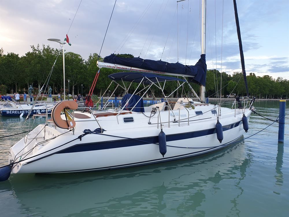 Enter 385 C | Salamon Király