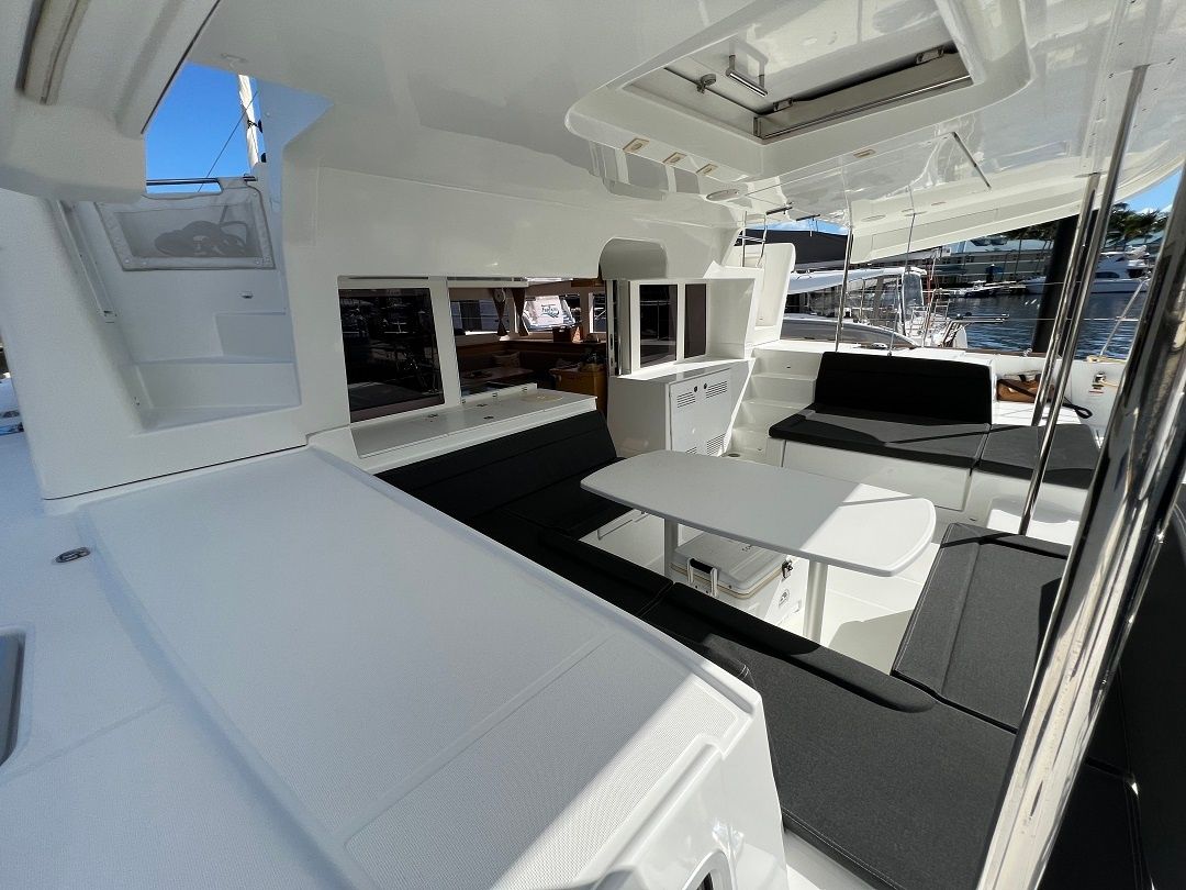 Lagoon 450 F | Somewhere