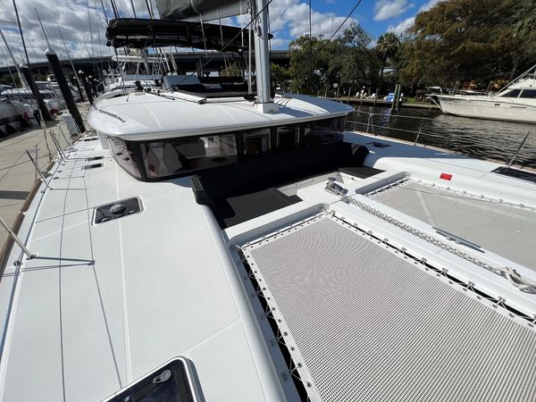 Lagoon 450 F | Somewhere