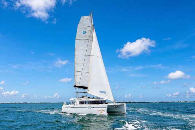 Lagoon 450 F | Somewhere