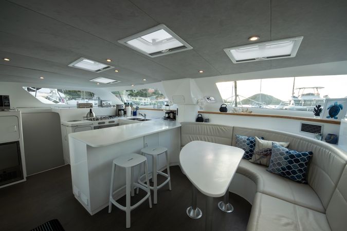 Voyage 480 | Moonstruck