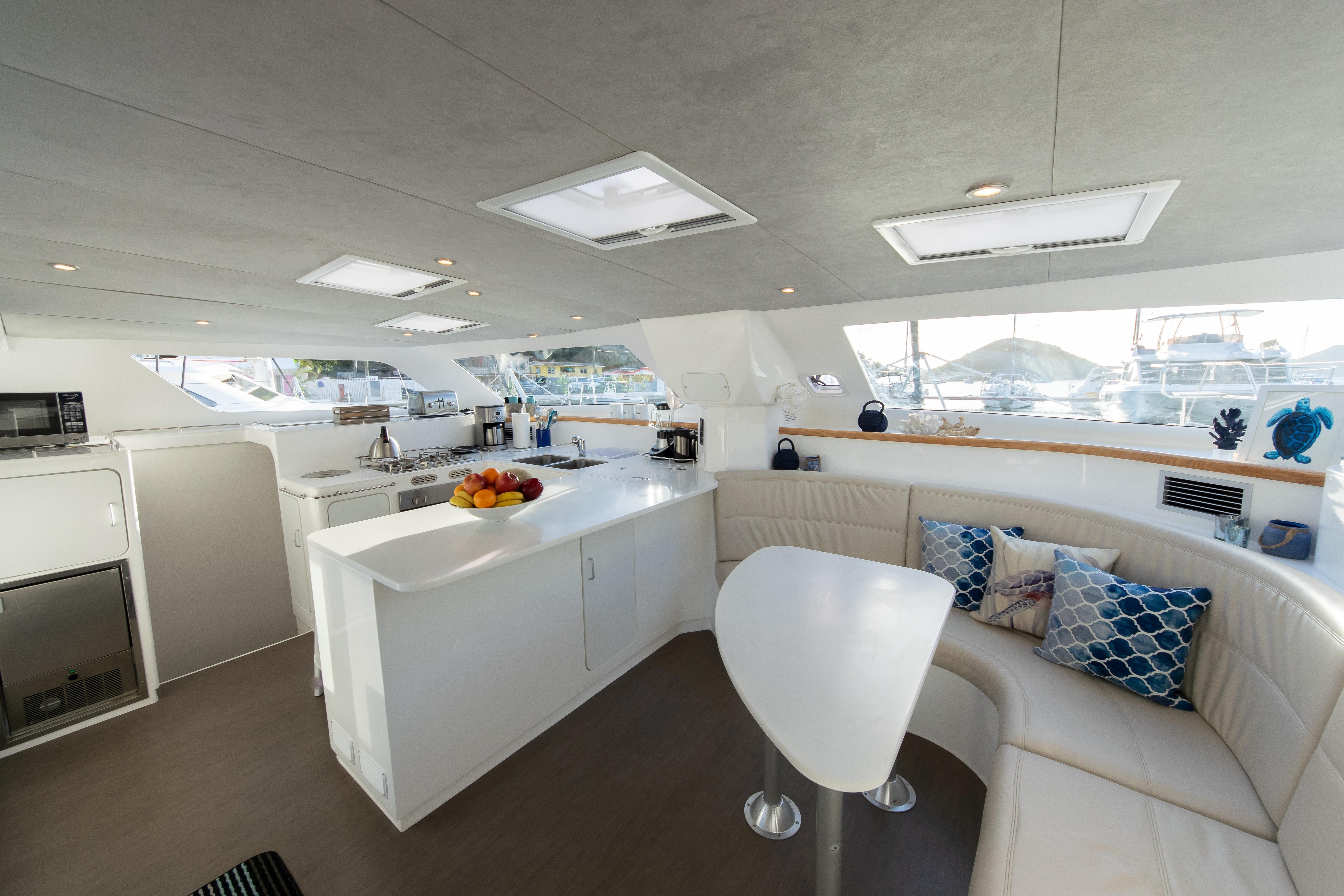 Voyage 480 | Moonstruck