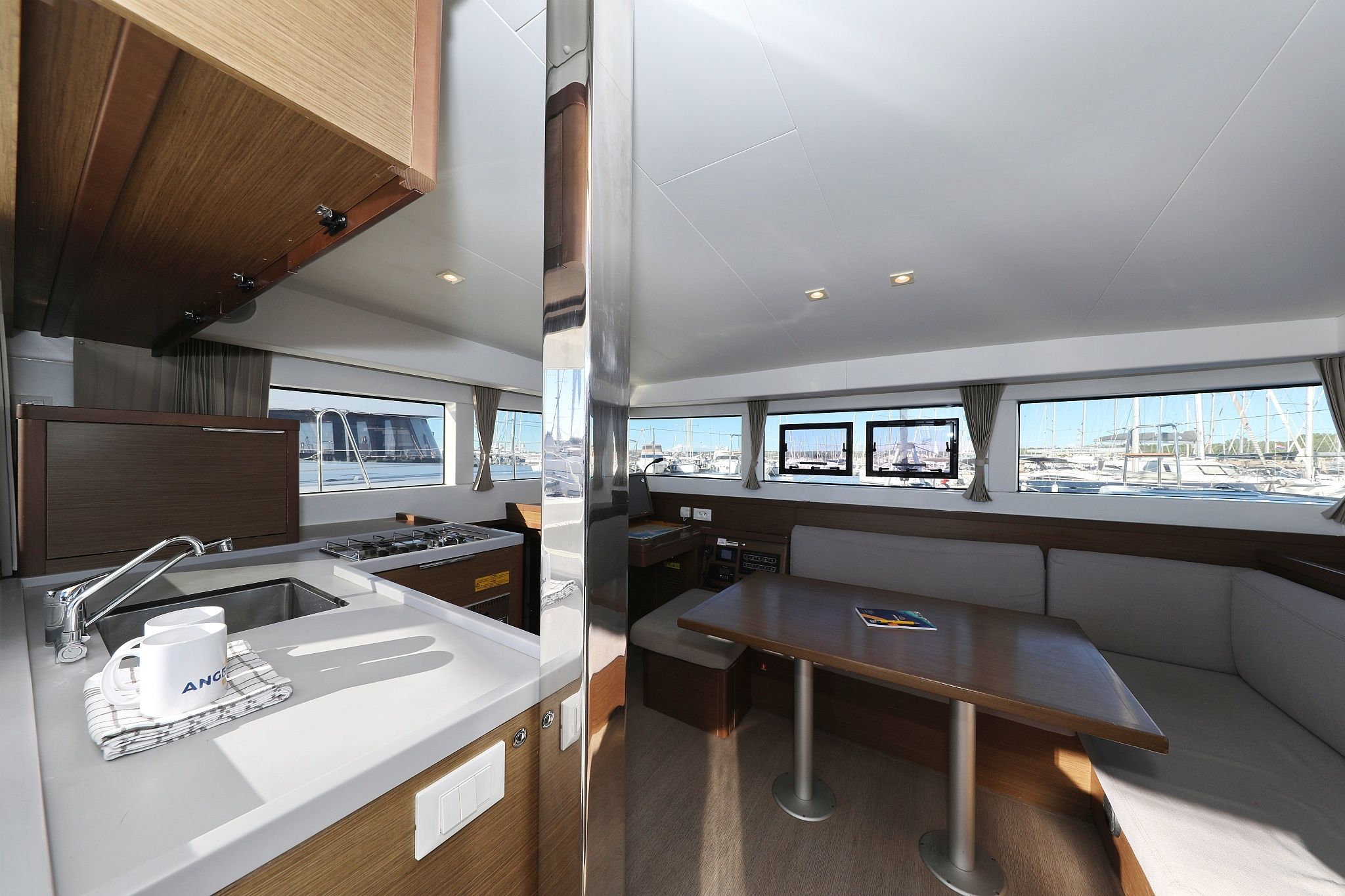 Lagoon 40 | Wild Cat