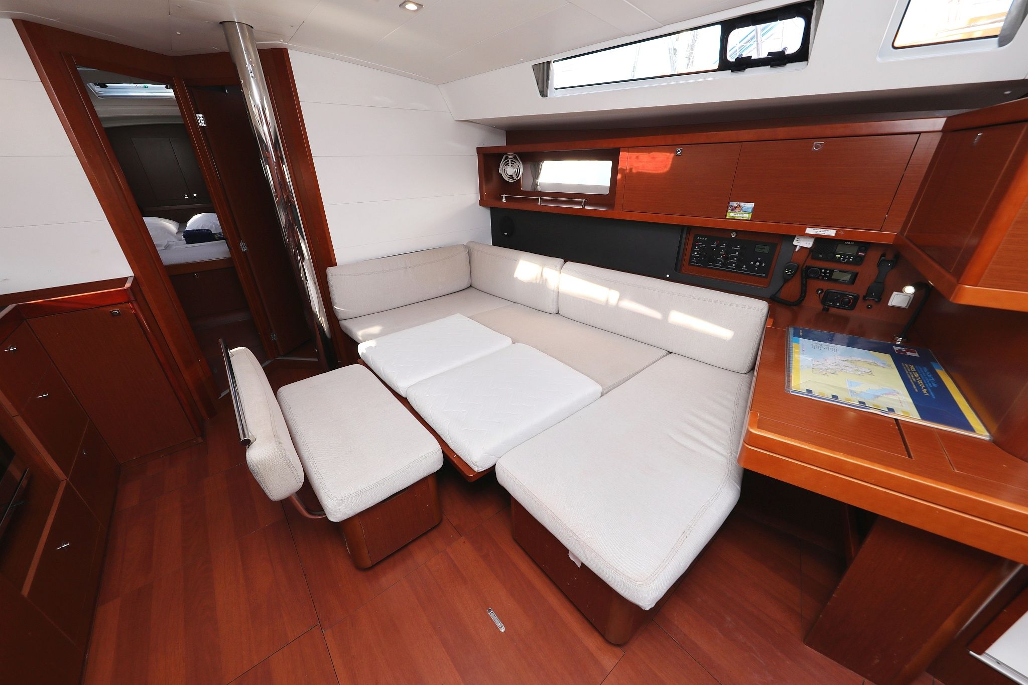 Beneteau Oceanis 45 | Barbarella 2