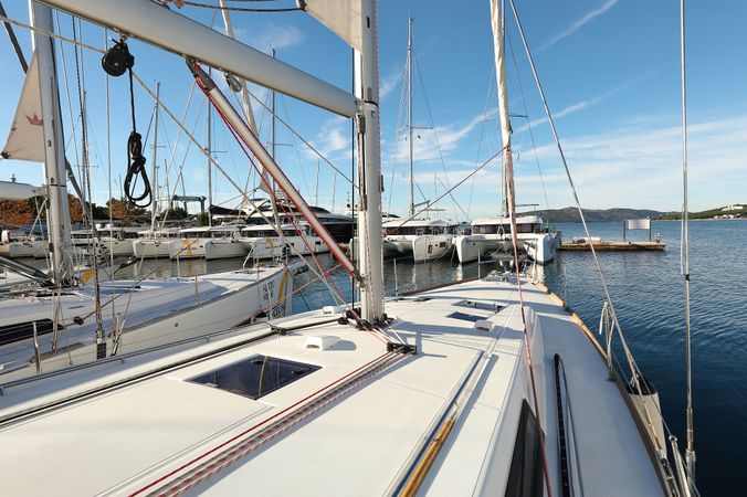Beneteau Oceanis 45 | Barbarella 2