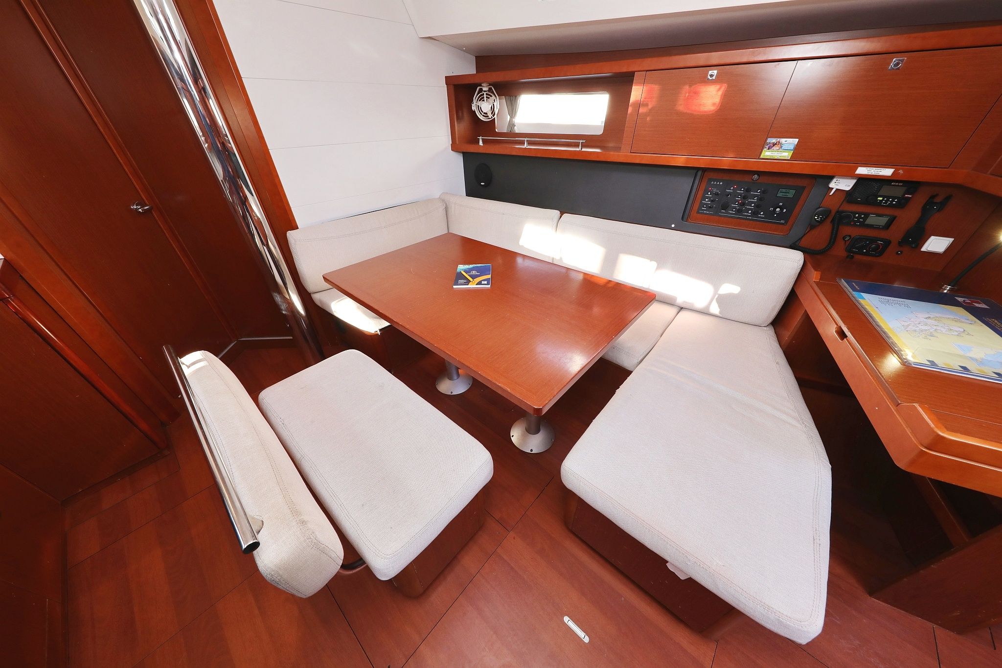 Beneteau Oceanis 45 | Barbarella 2