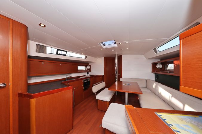 Beneteau Oceanis 45 | Barbarella 2