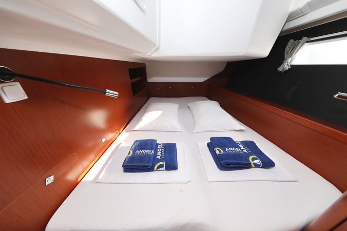 Beneteau Oceanis 45 | Barbarella 2