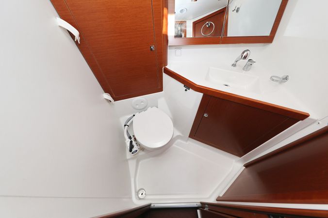 Beneteau Oceanis 45 | Barbarella 2