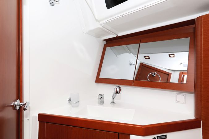 Beneteau Oceanis 45 | Barbarella 2