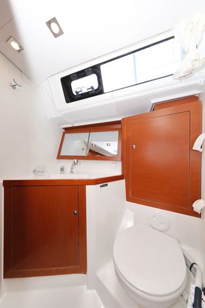 Beneteau Oceanis 45 | Barbarella 2