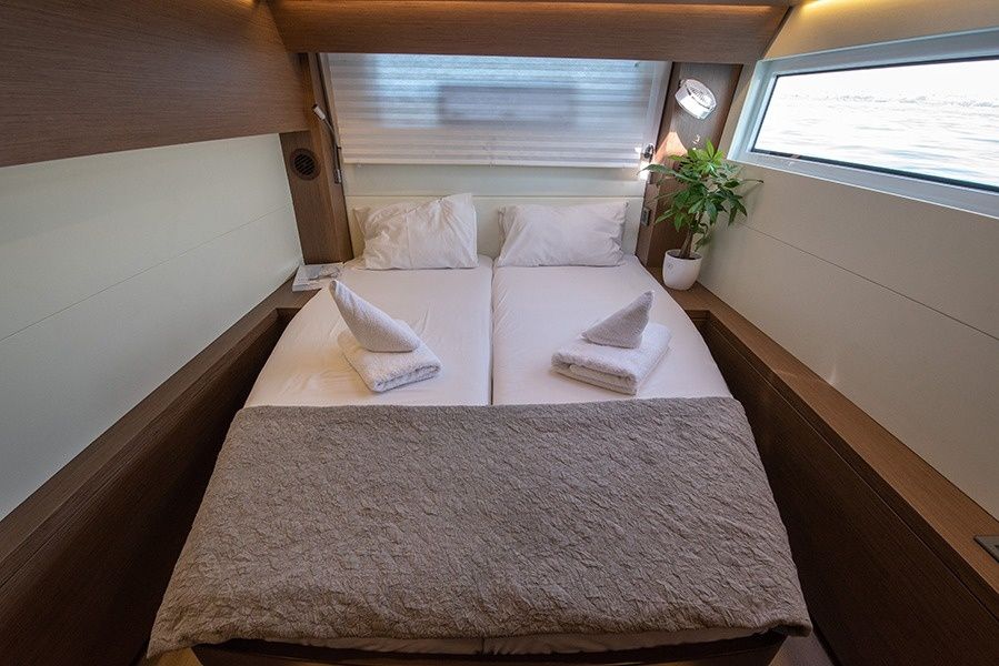 Lagoon 50 | For Sail Too