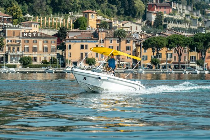 Ranieri 17 | Shark Uno