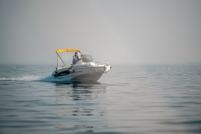 Beneteau Flyer 5.5 | Sun Deck Uno