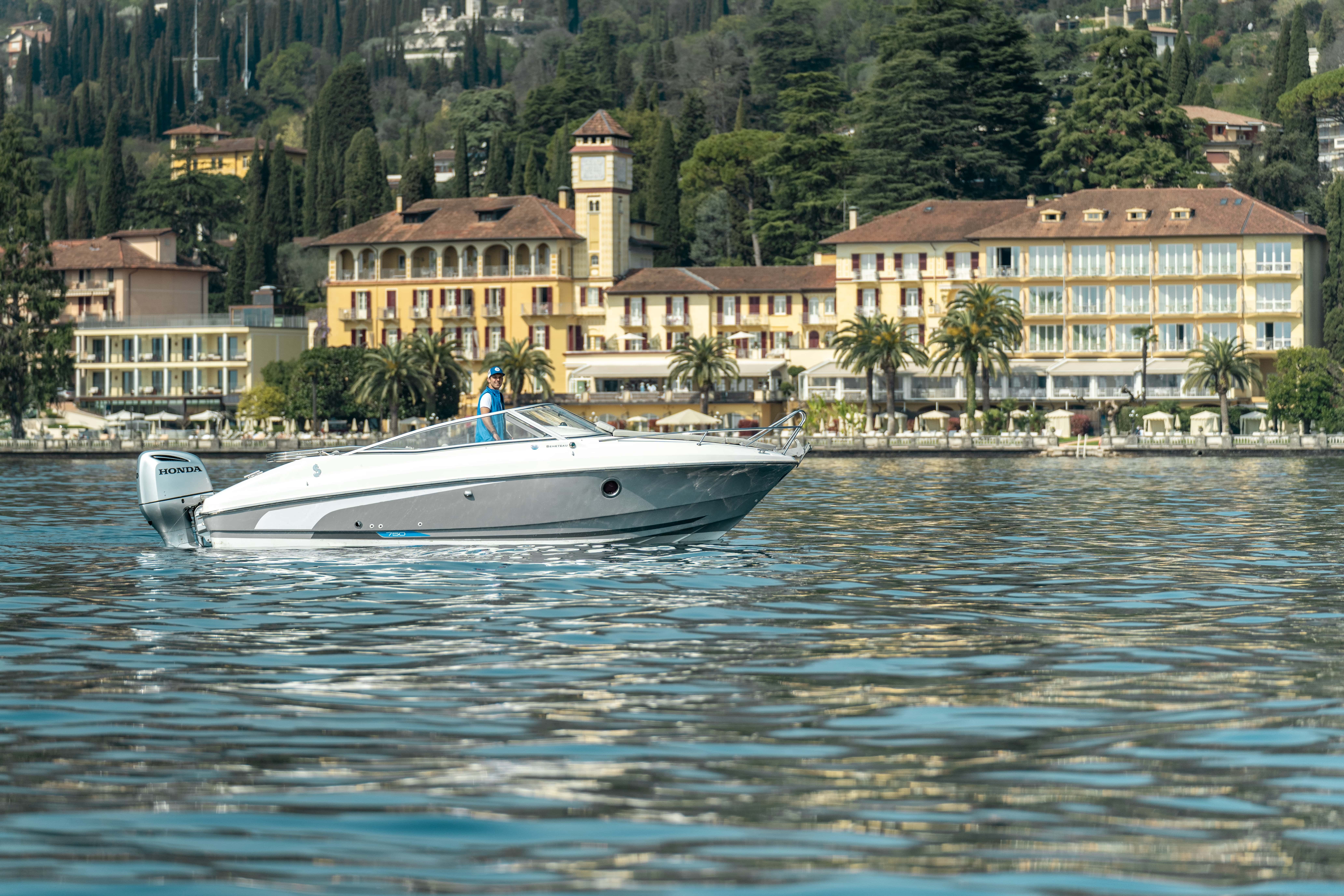 Beneteau Flyer 750 | Cabrio