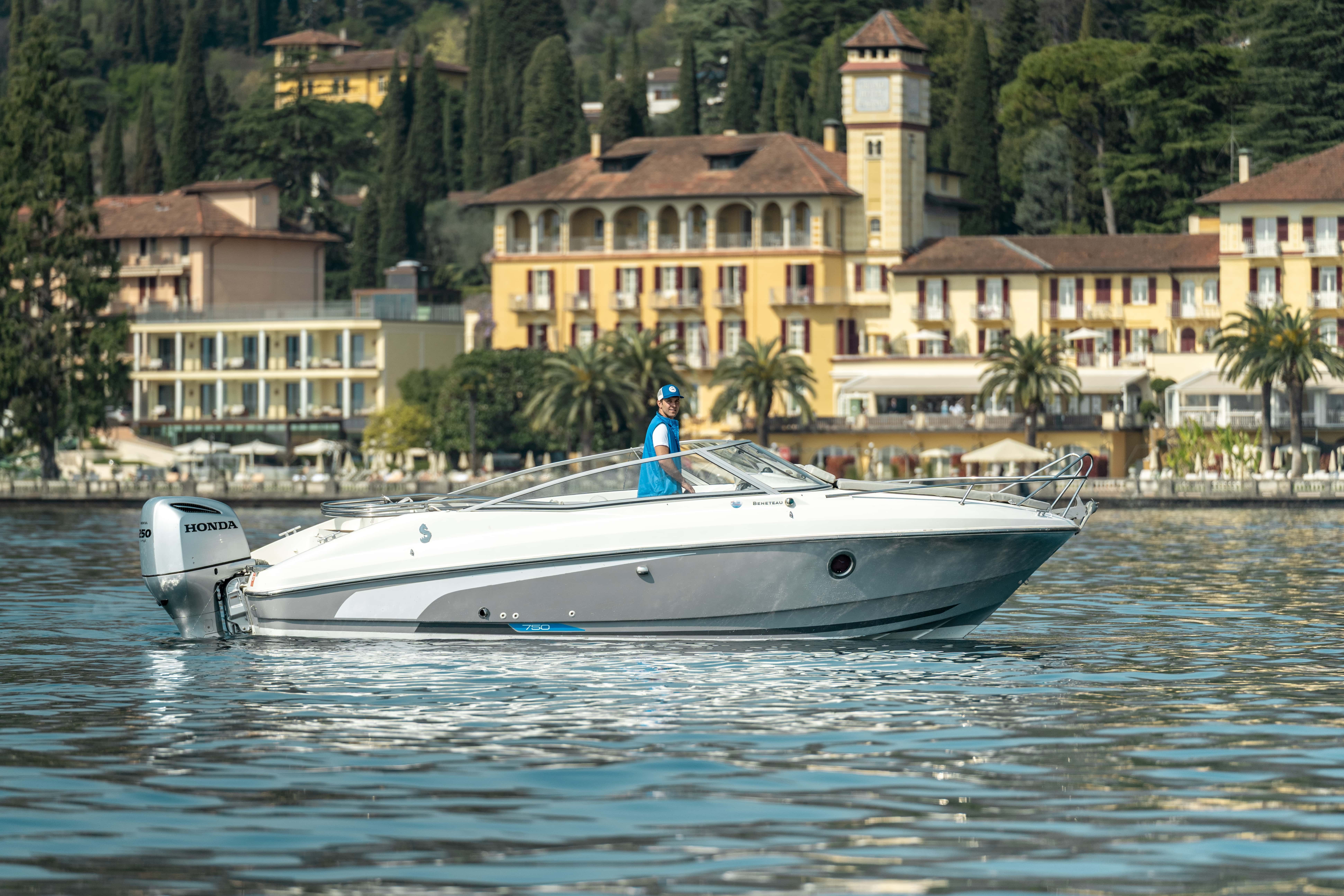 Beneteau Flyer 750 | Cabrio