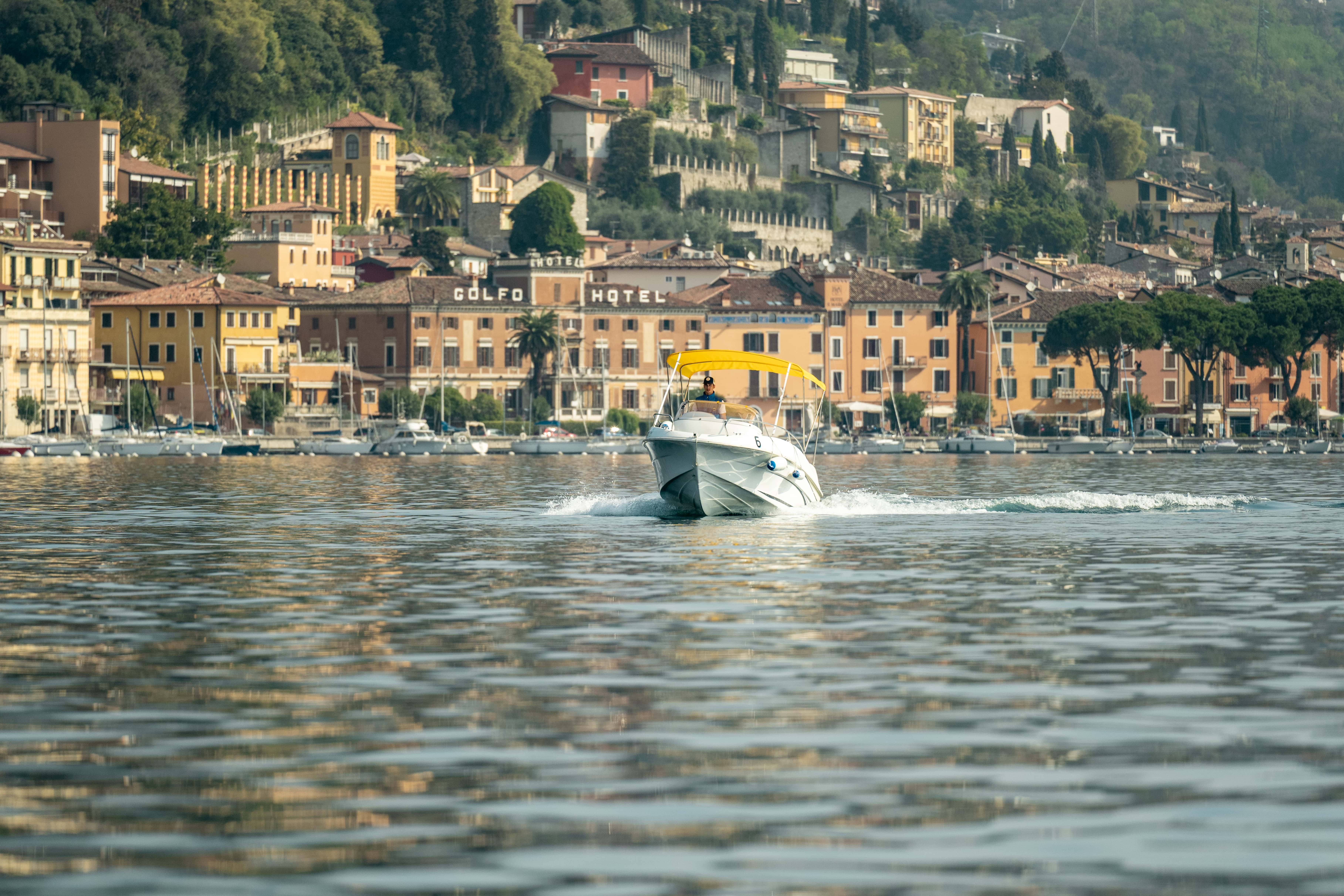 Beneteau Flyer 550 | Sun Deck