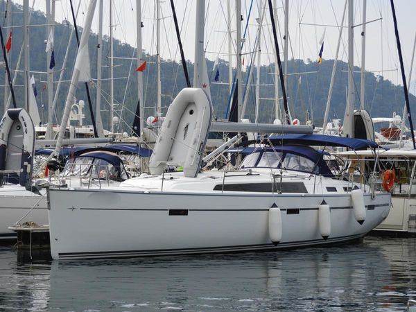Bavaria Cruiser 51 | Mango