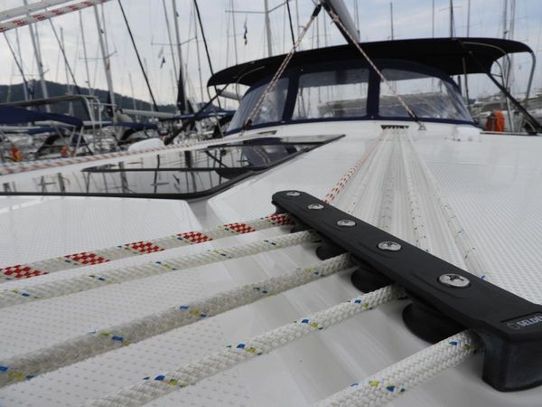 Bavaria Cruiser 51 | Mango