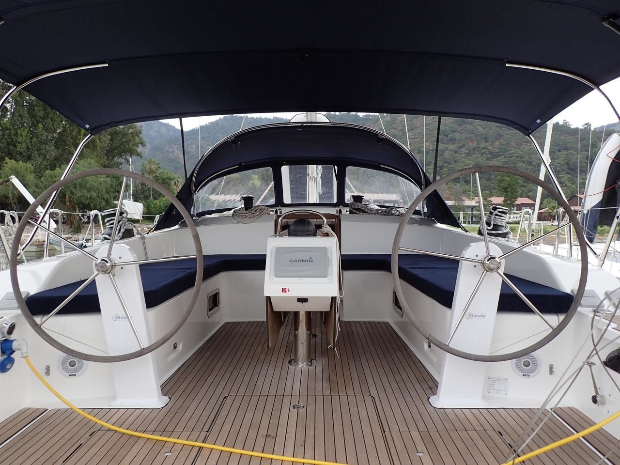 Bavaria Cruiser 51 | Mango