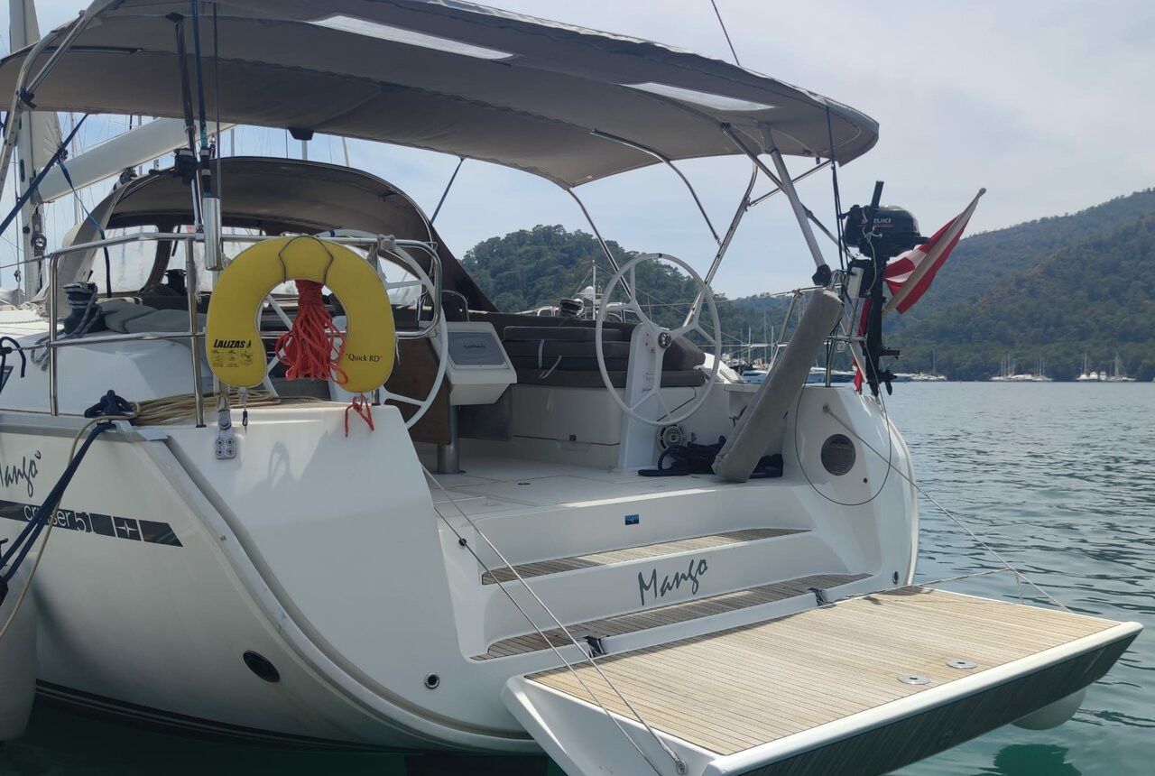 Bavaria Cruiser 51 | Mango