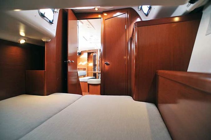 Beneteau Oceanis 43 | Goodbar