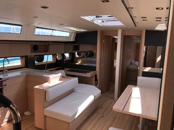 Beneteau Oceanis 51.1 | Shine