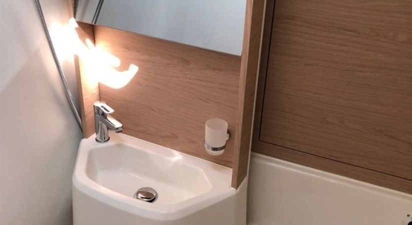 Beneteau Oceanis 51.1 | Shine