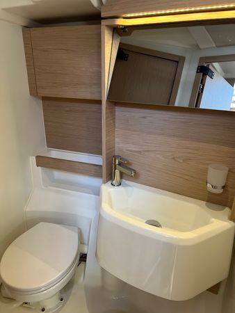 Beneteau Oceanis 51.1 | Shine