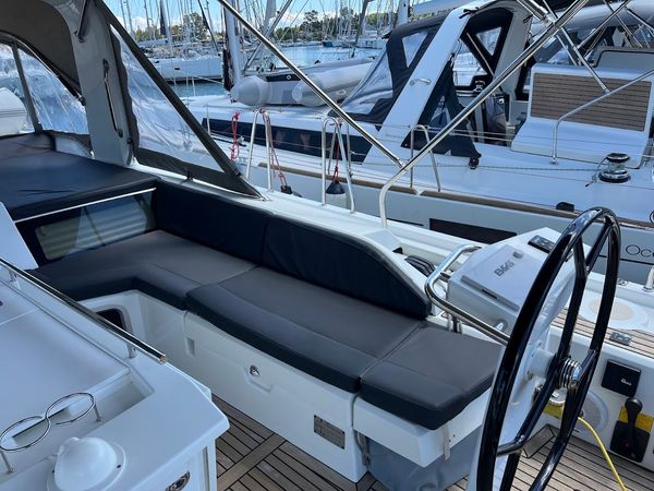 Beneteau Oceanis 51.1 | Shine