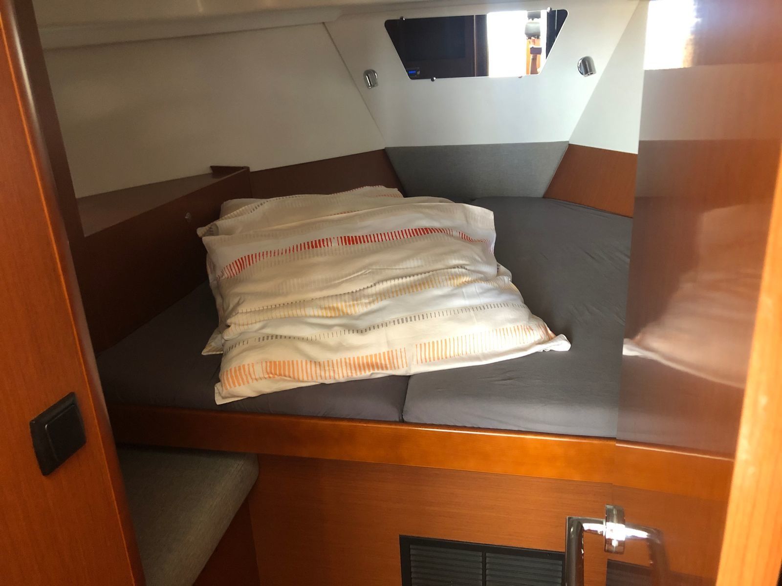 Beneteau Swift Trawler 34 | Blue Sky