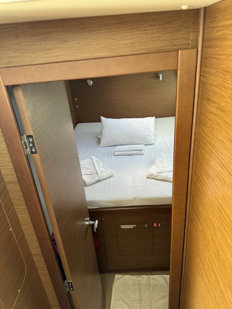 Lagoon 380 S2 | Oscar 3