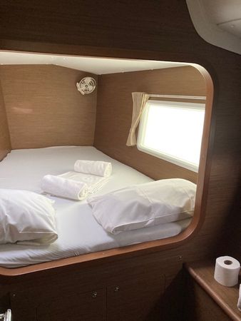 Lagoon 380 S2 | Oscar 3