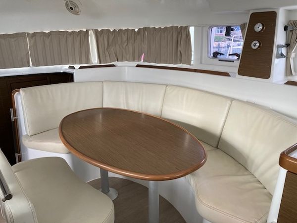 Lagoon 380 S2 | Oscar 3