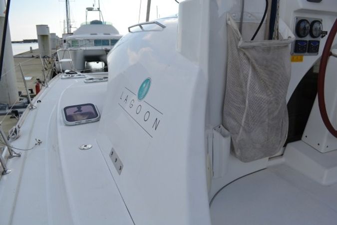Lagoon 380 S2 | SeaWay