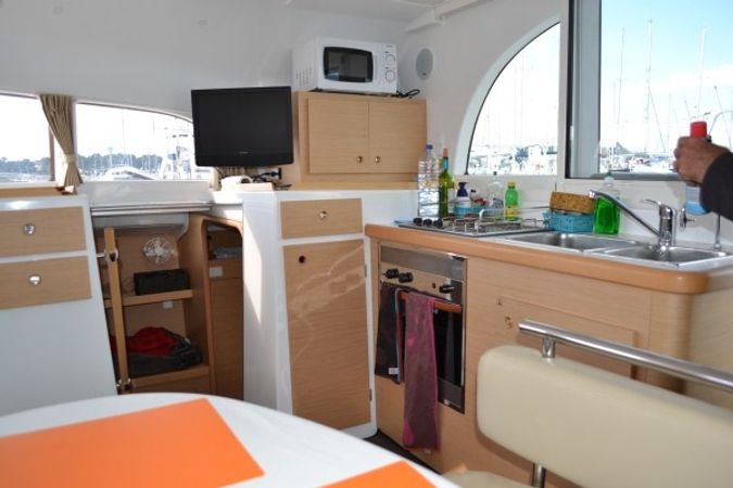 Lagoon 380 S2 | SeaWay