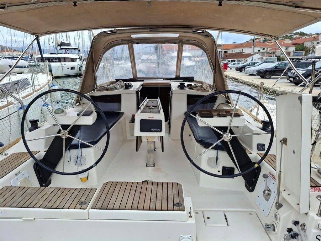 Dufour 360 | Sileb