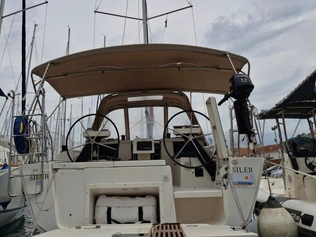 Dufour 360 | Sileb
