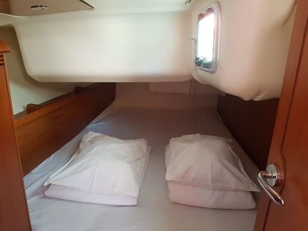 Jeanneau Sun Odyssey 43 | Pasha 2