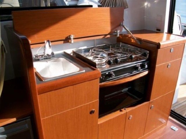 Beneteau Antares 32 | Katalina