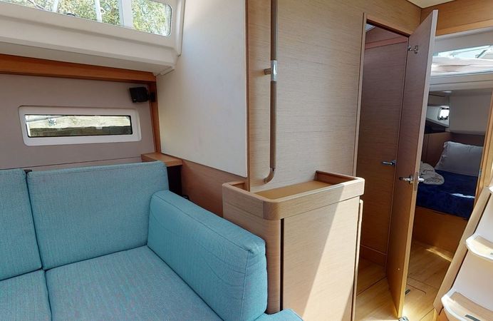 Jeanneau Sun Odyssey 440 | Summer Salt