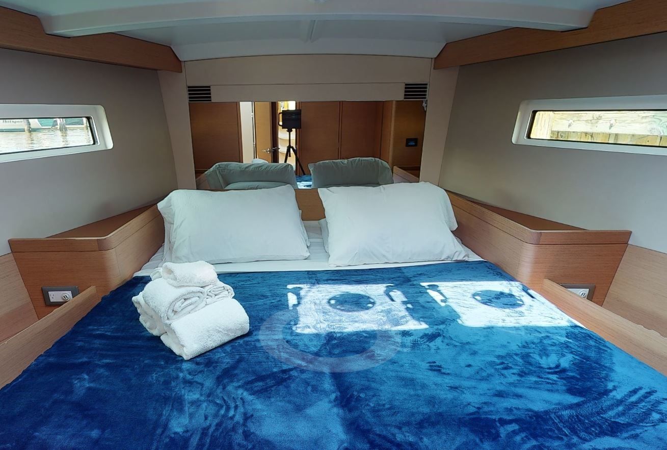 Jeanneau Sun Odyssey 440 | Summer Salt