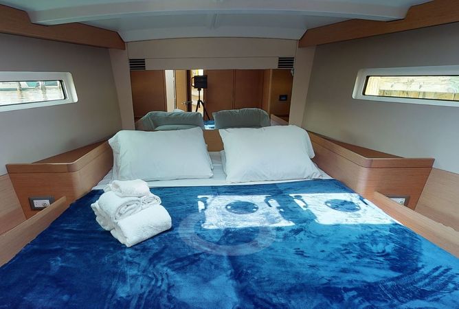 Jeanneau Sun Odyssey 440 | Summer Salt