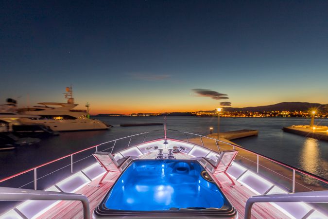 Burger 105 | Adriatic Escape