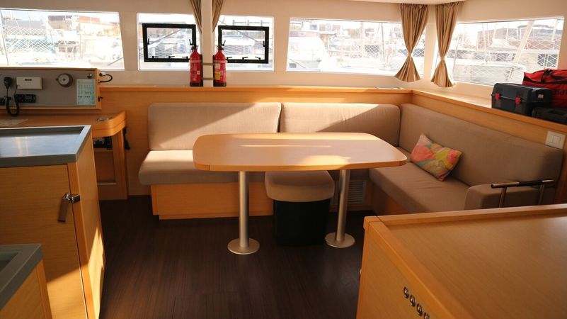 Lagoon 450 S | Vamos Elli