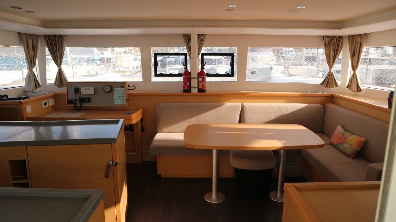 Lagoon 450 S | Vamos Elli