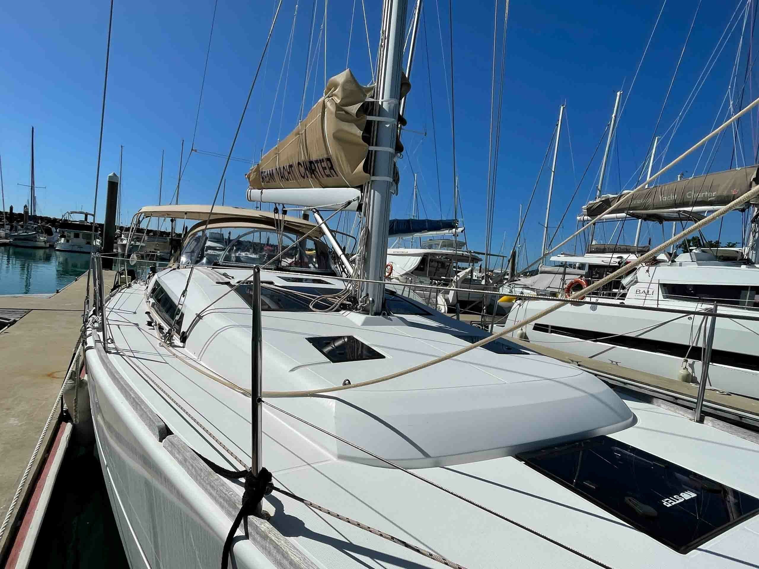 Dufour 412 | Miss B