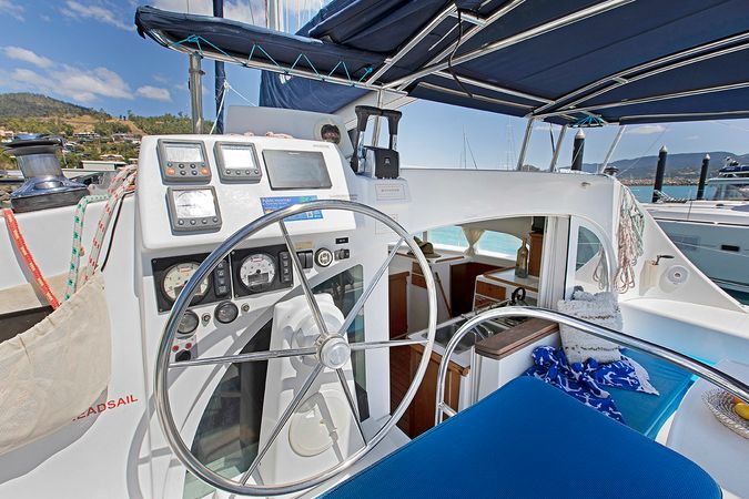 Lagoon 380 | Lunasea