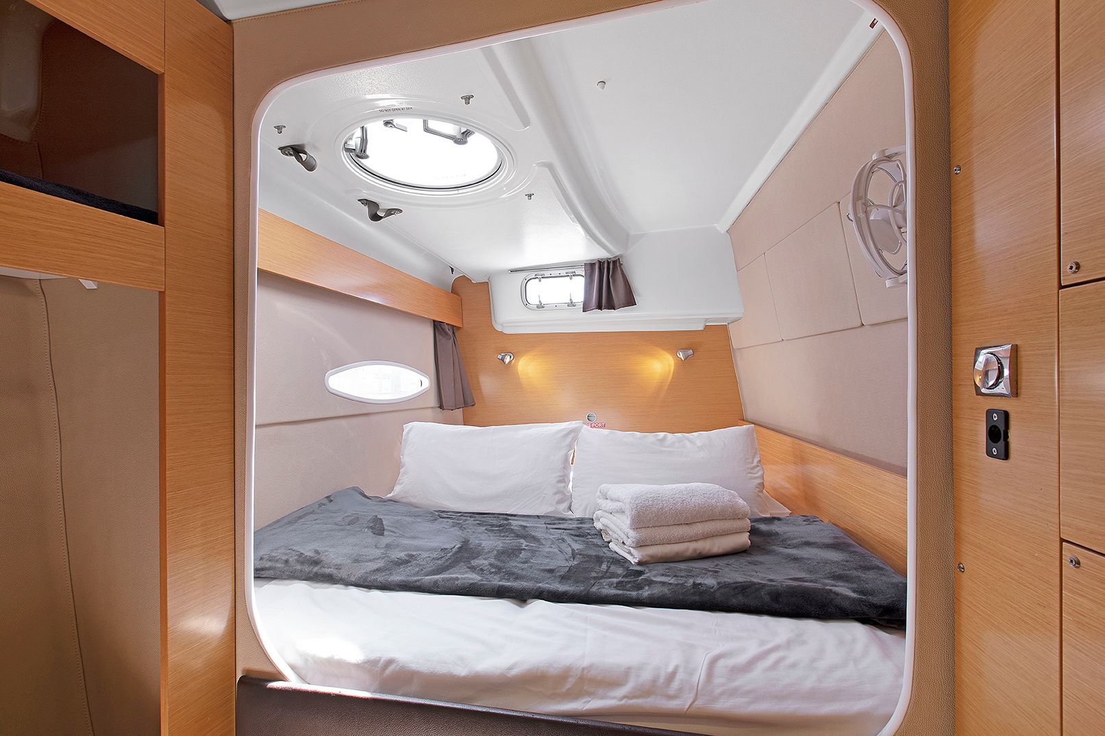 Fountaine Pajot Lipari 41 | Dasha Way