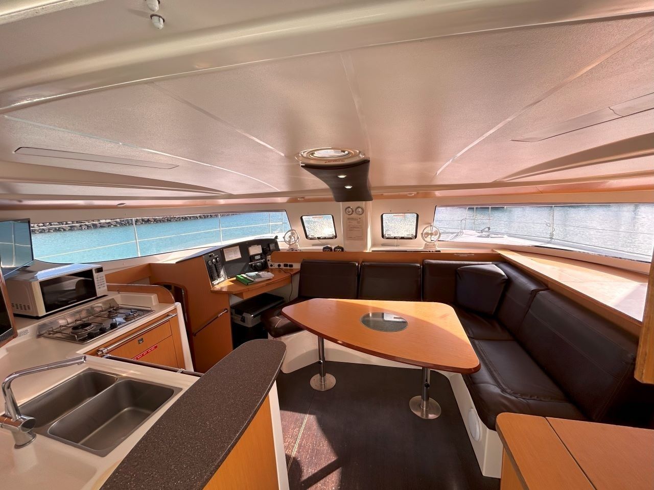 Fountaine Pajot Lipari 41 | L'Avant